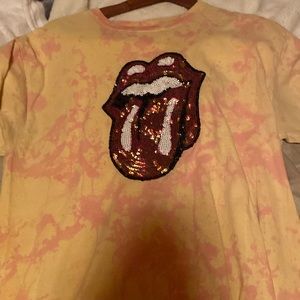 Rolling stones T-shirt. Purchased 1-2 years ago, barely worn